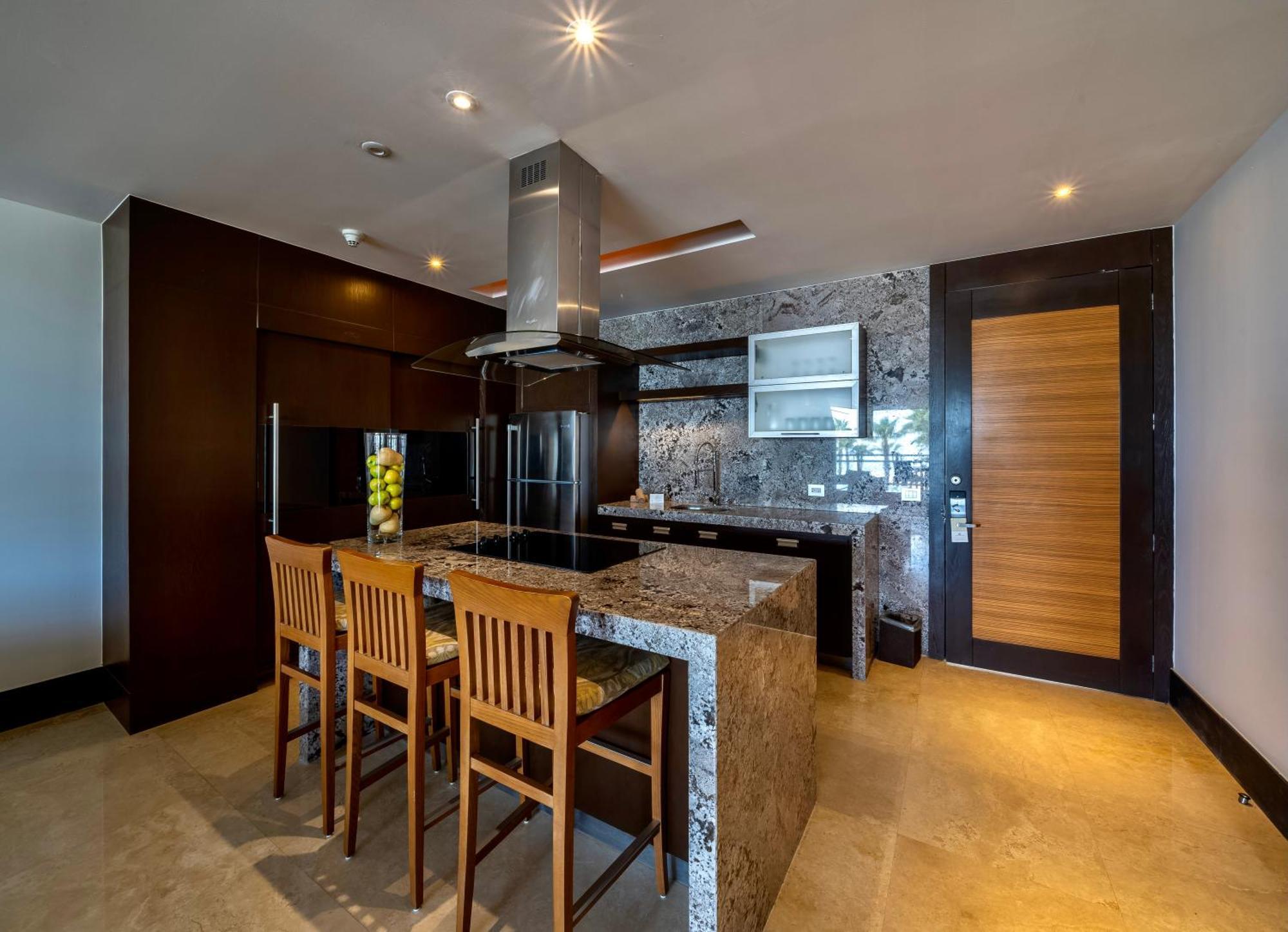 Grand Luxxe Two Bedroom Suite - Нуэво-Вальярта Экстерьер фото